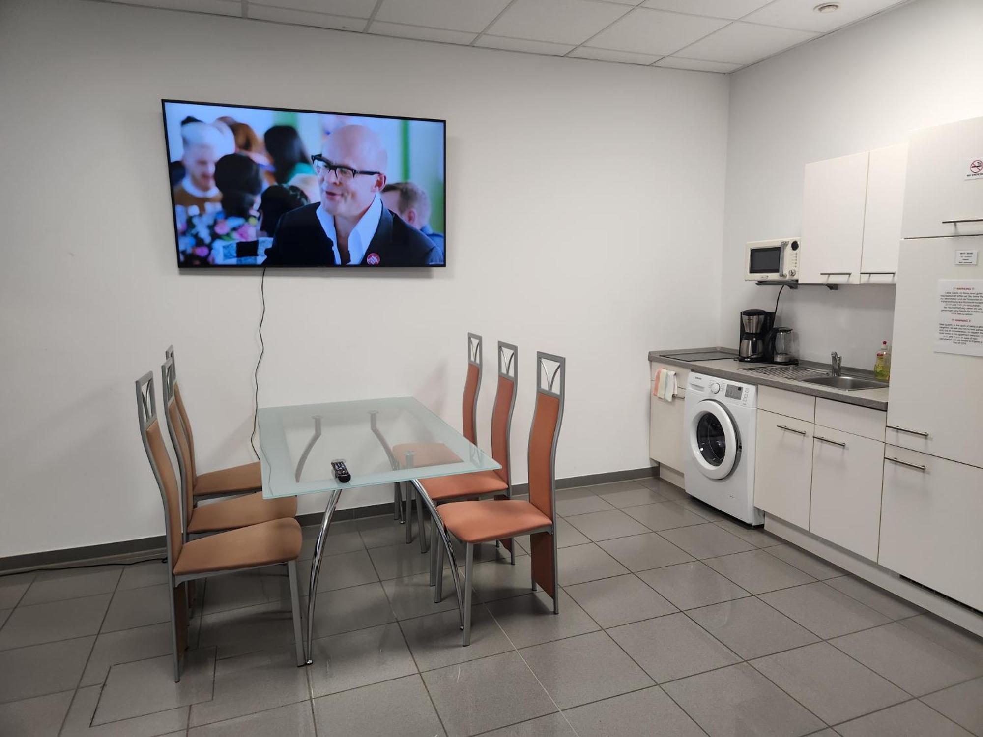 City J&L Apartment Zentrale Lage Фрайбург Екстериор снимка